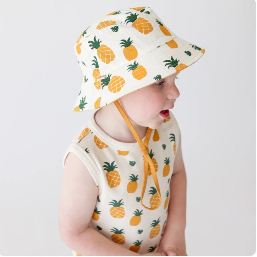 ⭐️ Parade - Canadian - Organic Cotton - Reversible hat w/ Pineapple Print